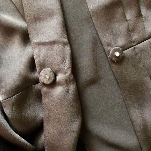 Silky Black Dynamite Blazer - Picture 4 of 4